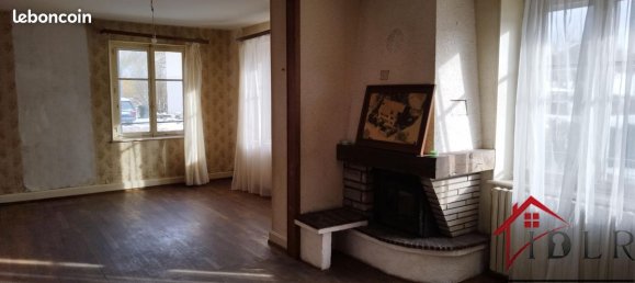 4 bedrooms House in Beaumenil, France No. 153979 2