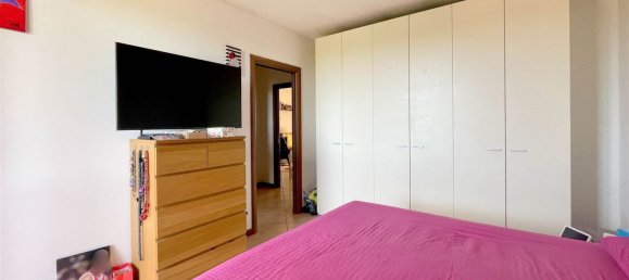 3 rooms Apartment in Borgo Virgilio, Italy No. 338422 10