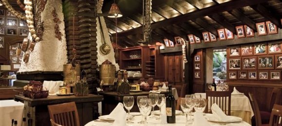 Коммерческая недвижимость 654м² в Марбелья, Испания № 88345 9