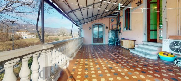 Casa de 4 dormitorios en Barga, Italy No. 230259 36