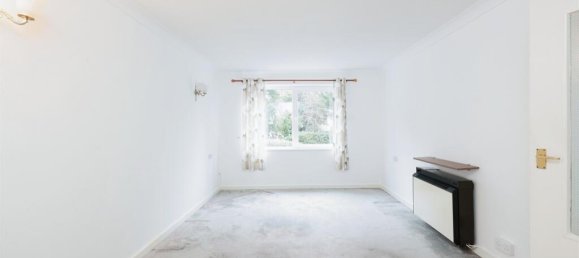 1 Schlafzimmer Haus in Watford, United Kingdom, Nr. 6842 2