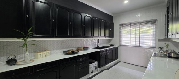 3 bedrooms House for sale in Pattaya, Chonburi, Eastern Thailand, Thailand № 67312 9