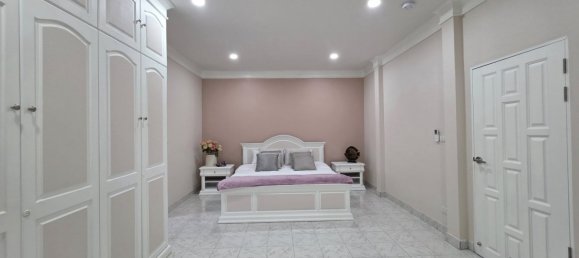 3 bedrooms House for sale in Pattaya, Chonburi, Eastern Thailand, Thailand № 67312 3