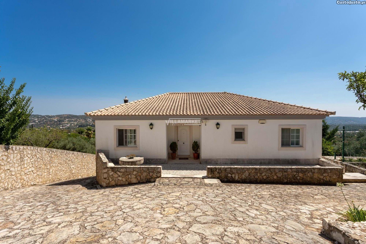 5 bedrooms Villa in Sao Bras de Alportel, Portugal No. 244272