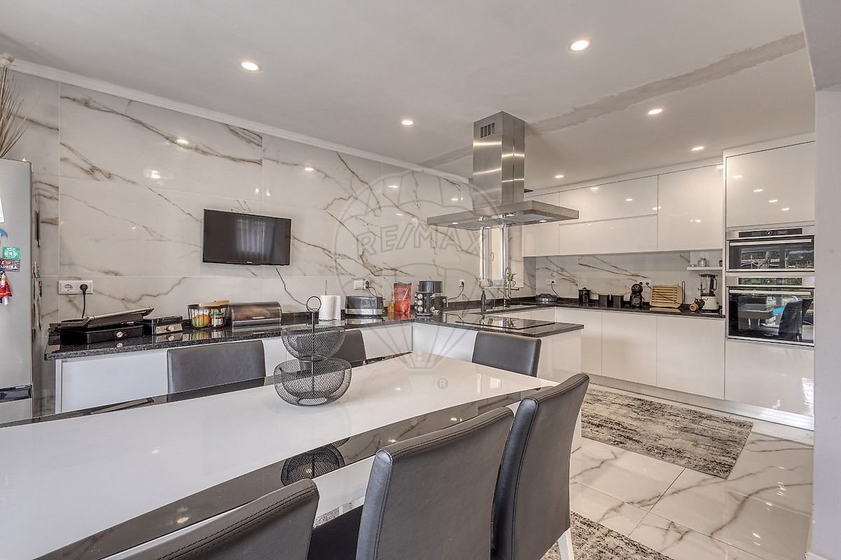 4 bedrooms House in Matosinhos, Portugal No. 284755