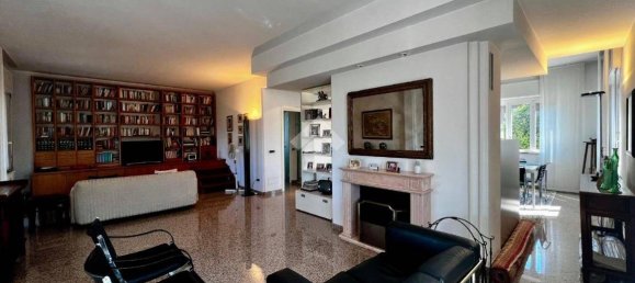 4 غرف نوم فيلا في Varese, Italy رقم 314928 11