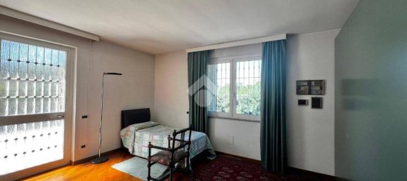 4 غرف نوم فيلا في Varese, Italy رقم 314928 27