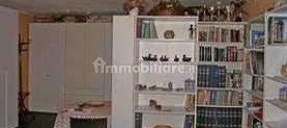 Apartamento de 2 dormitorios en Basiglio, Italy No. 3722 16