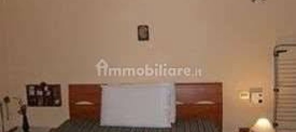 Apartamento de 2 dormitorios en Basiglio, Italy No. 3722 23