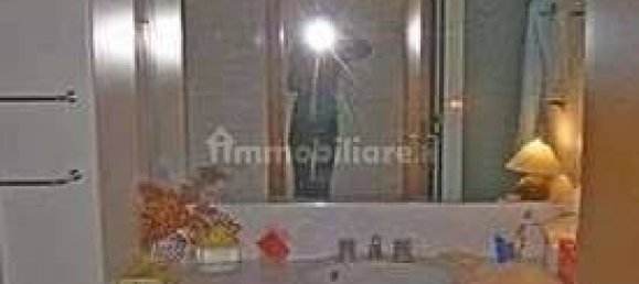 Apartamento de 2 dormitorios en Basiglio, Italy No. 3722 21