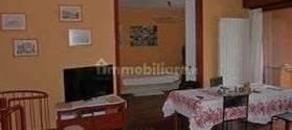 Apartamento de 2 dormitorios en Basiglio, Italy No. 3722 38