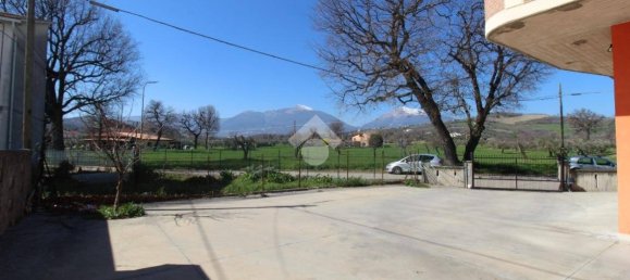 5 rooms Building in Campli, Italy No. 43148 8