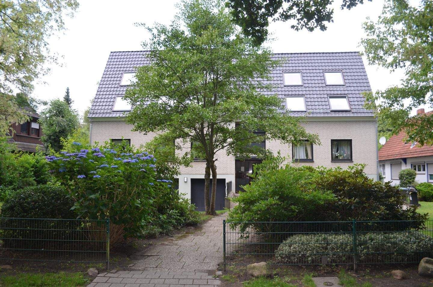 Квартира с 2 комнатами в Бремен, Германия № 371198