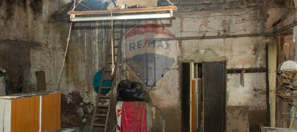 10 rooms House in Aci Catena, Italy No. 4706 10