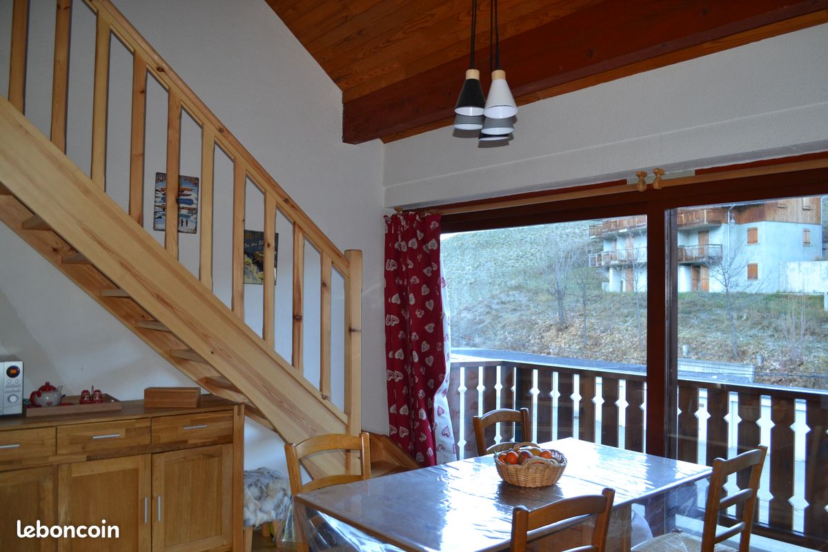 Dúplex de 2 dormitorios en Albiez-Montrond, France No. 343789