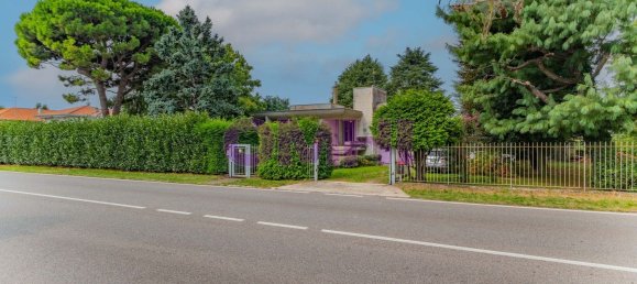 6 chambres Villa à Samarate, Italy No. 361259 28