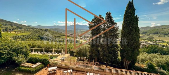 Вилла с 22 спальнями в Флоренция, Италия № 175335 26