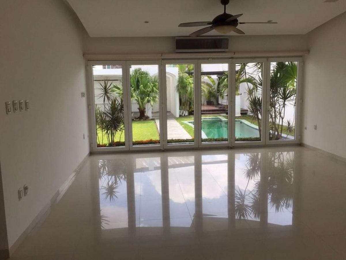 3 bedrooms House in Veracruz, Mexico No. 228303