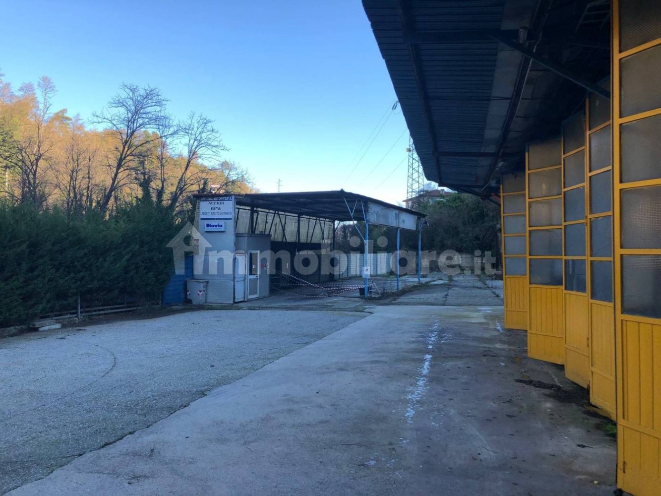 Almacén en Vezzano Ligure, Italy 700 m² No. 172369