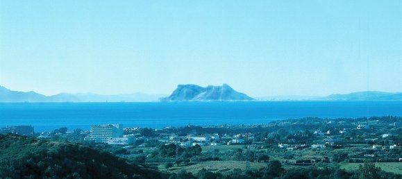 Terrain à Estepona, Spain 1000m² No. 25348 5