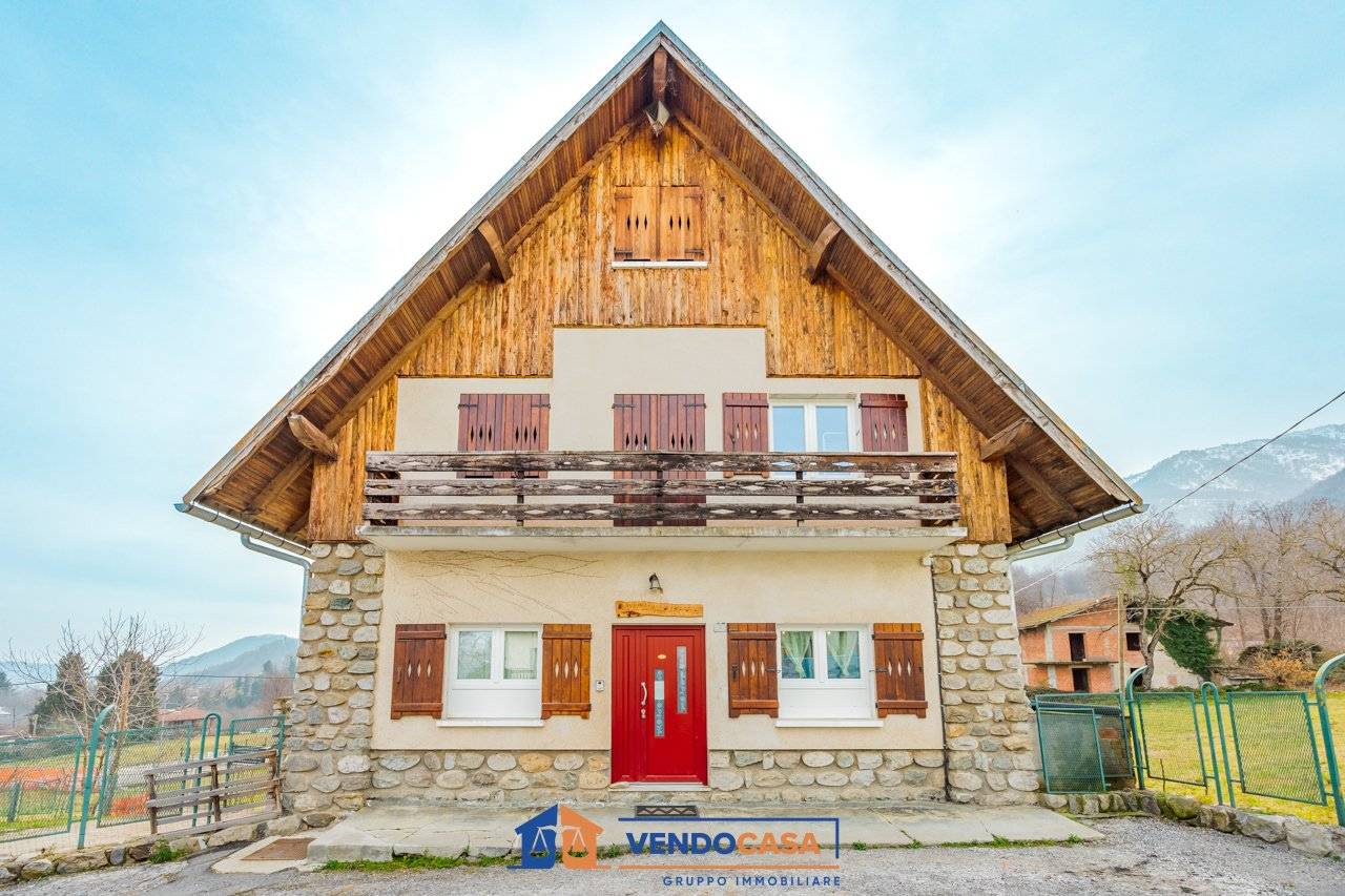 Вилла с 3 спальнями в Певераньо, Италия № 81982