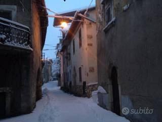 5 rooms Villa in Tagliacozzo, Italy No. 252176