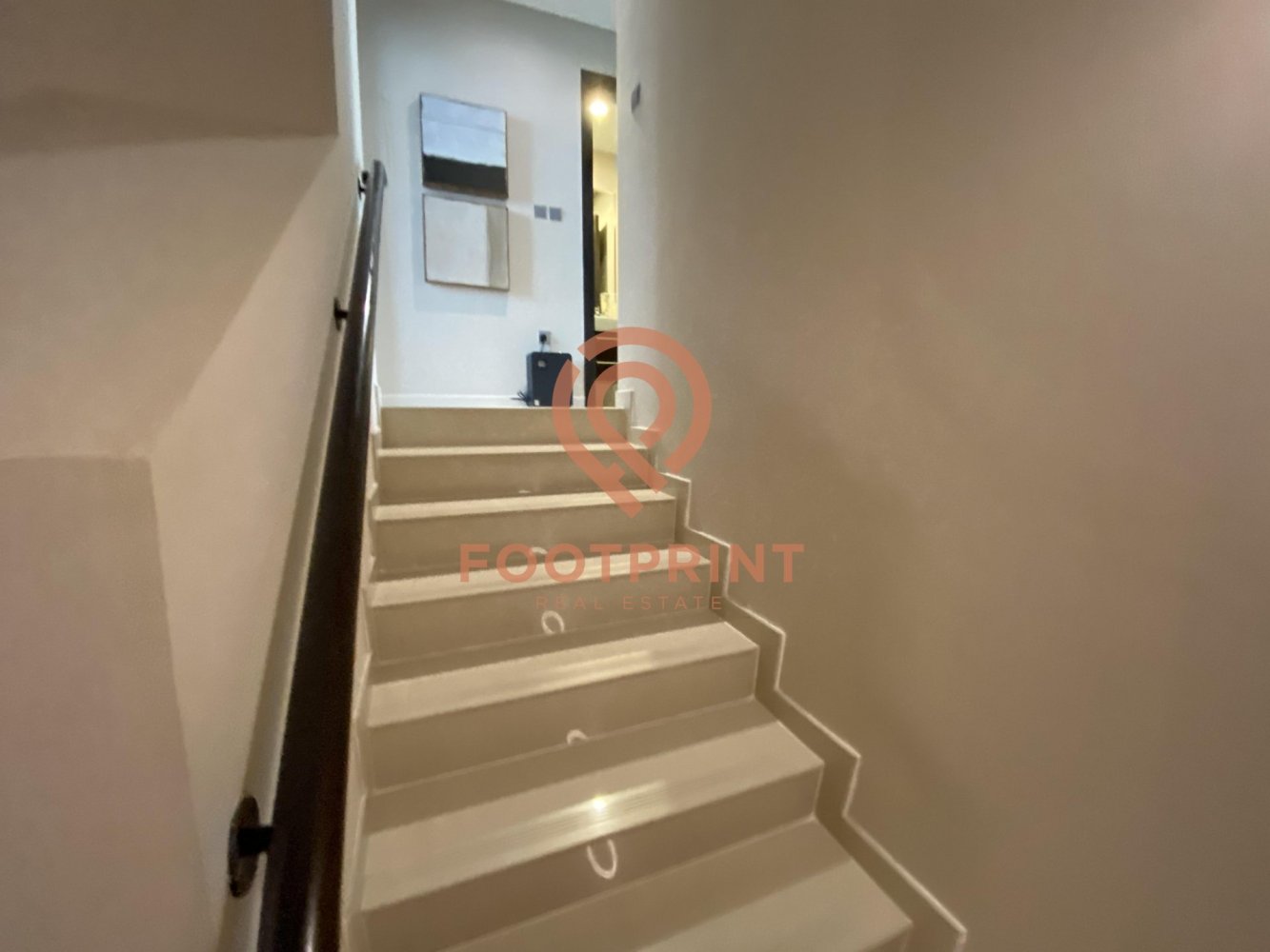 Adosado de 4 dormitorios en Dubai, UAE No. 24054