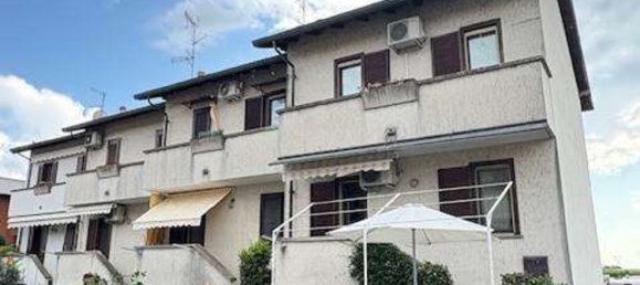 4 bedrooms House in Cameri, Italy No. 379020 17