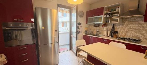 4 bedrooms House in Cameri, Italy No. 379020 5