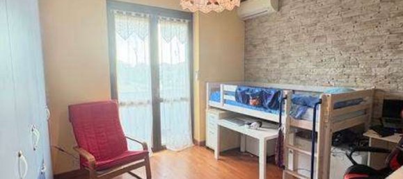 4 bedrooms House in Cameri, Italy No. 379020 9