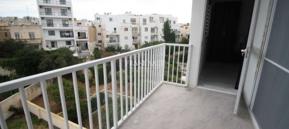 Ático de 3 dormitorios en Swieqi, Malta No. 9898 14