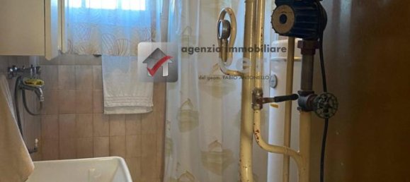 Дом с 8 комнатами в Карбонера, Италия № 136619 6