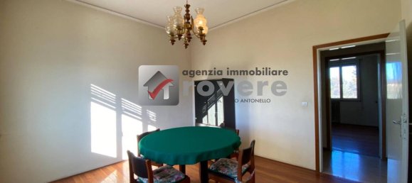 Дом с 8 комнатами в Карбонера, Италия № 136619 5