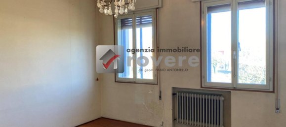 Дом с 8 комнатами в Карбонера, Италия № 136619 21