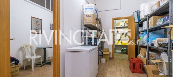 2 rooms Commercial property in Rome, Italy No. 50161 18