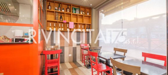 2 rooms Commercial property in Rome, Italy No. 50161 5