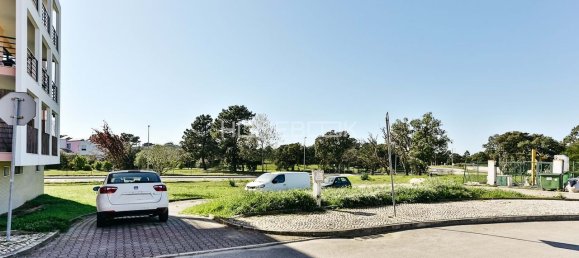 361m² Land in Palmela, Portugal No. 76848 11