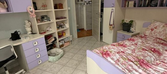 3 bedrooms Apartment in Turin, Italy No. 323126 10