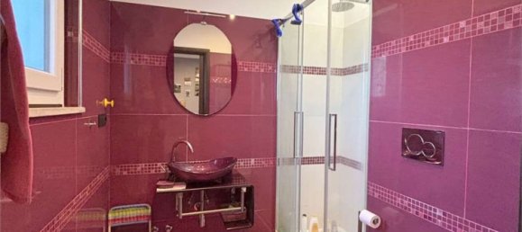 4 rooms Apartment in Rome, Italy No. 122783 7