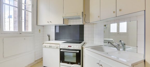 2 bedrooms Apartment in Paris, France No. 178095 9