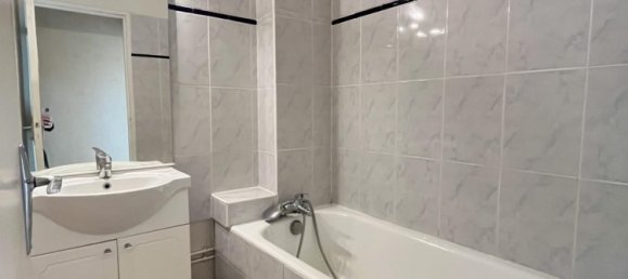 Studio in Soissons, France, Nr. 74249 3