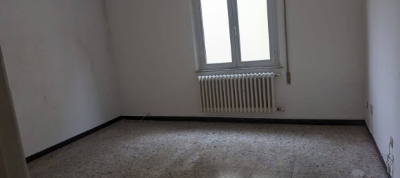 4 bedrooms Apartment in Pesaro, Italy No. 329939 8