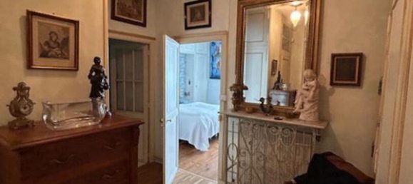 5 bedrooms House in Rochefort, France No. 301480 10