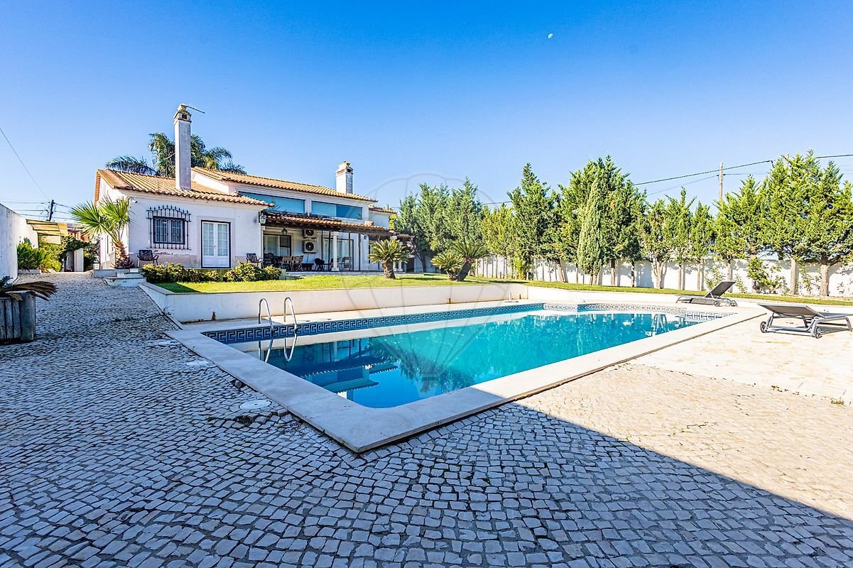 5 bedrooms House in Alpiarca, Portugal No. 186146