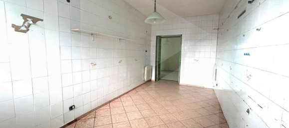 3 rooms Apartment in Naples, Italy No. 29419 4