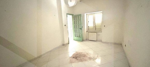 3 rooms Apartment in Naples, Italy No. 29419 8