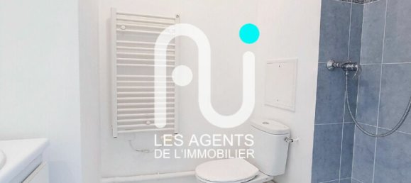 3 bedrooms Apartment in Colombes, France No. 175640 2