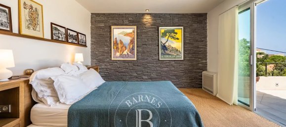 Villa de 5 dormitorios en Calvi, France No. 86219 12