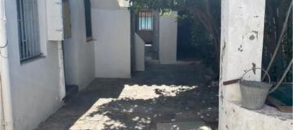 3 bedrooms House in La Linea de la Concepcion, Spain No. 168566 8