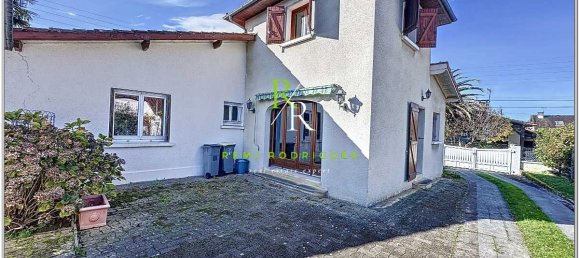 3 bedrooms Villa in Pau, France No. 207356 26